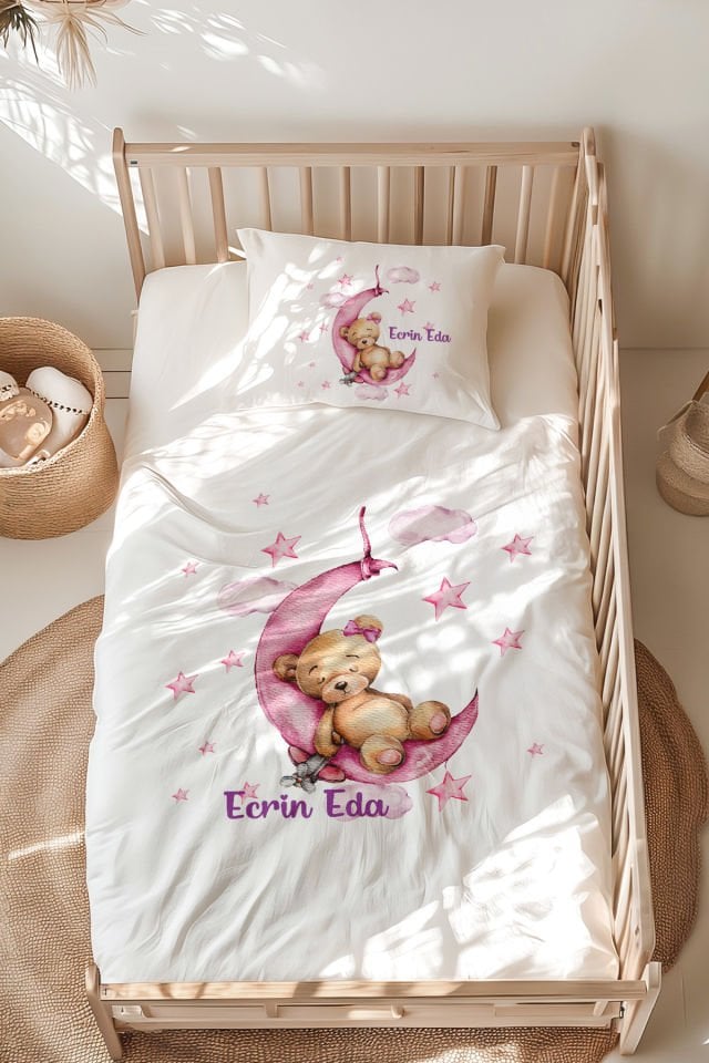 İsme Özel Montessori Yatak Nevresim Takımı (100x200 cm) Ayıcık