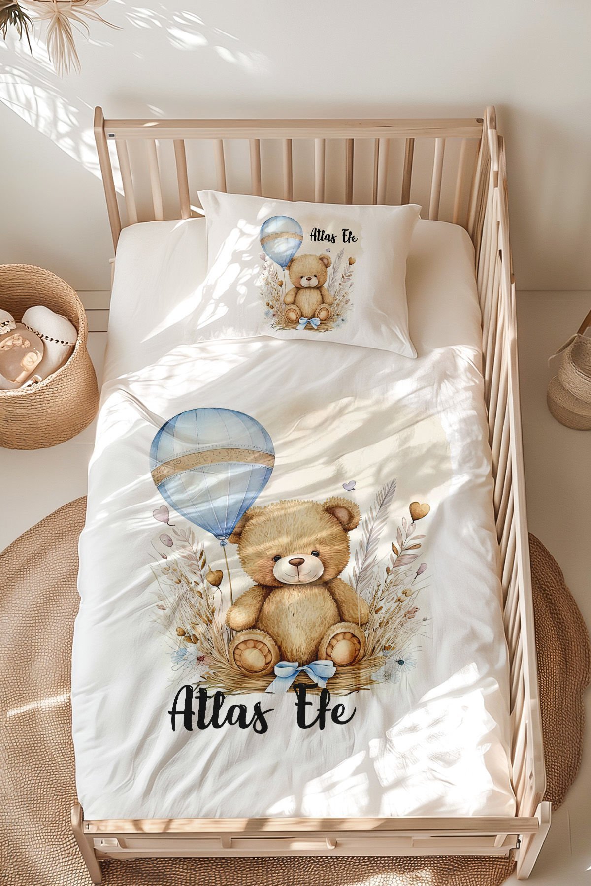 İsme Özel Montessori Yatak Nevresim Takımı (100x200 cm) Mavi Balonlu Ayıcık