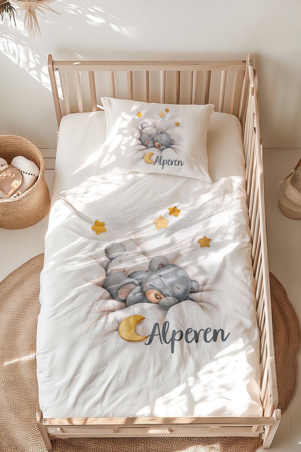 İsme Özel Montessori Yatak Nevresim Takımı (100x200 cm) Ayıcık