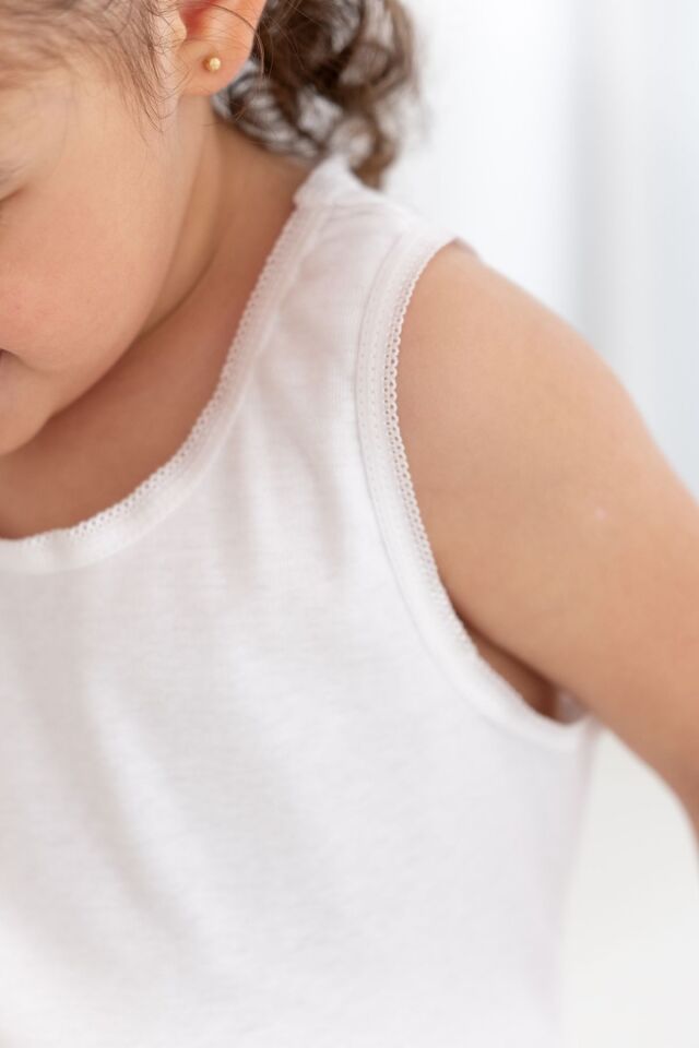 %100 Pamuk 3lü Kız Çocuk Beyaz Atlet 8 Yaş - Beyaz