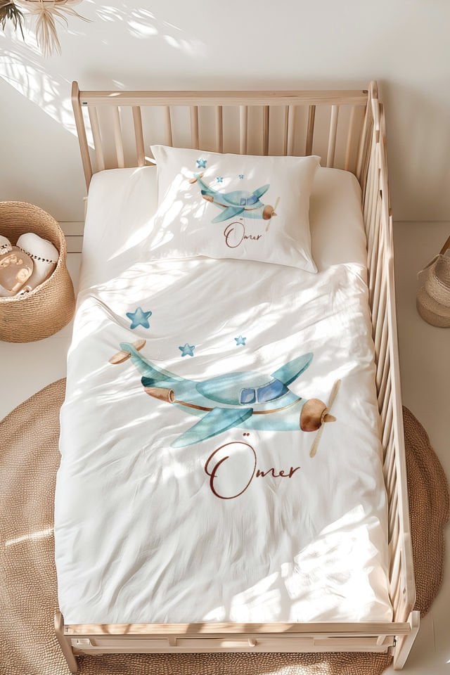 İsme Özel Montessori Yatak Nevresim Takımı (100x200 cm) Uçak