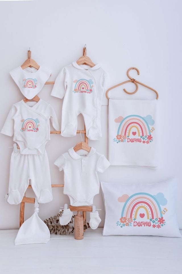 Lilabio Bebe Yaka İsme Özel Delux 12li Hastane Çıkışı Gökkuşağı