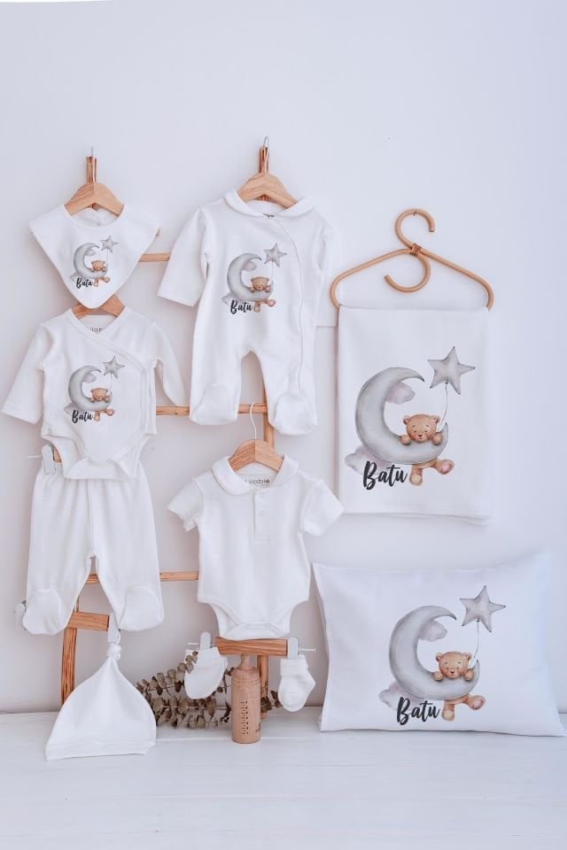Lilabio Bebe Yaka İsme Özel Delux 12li Hastane Çıkışı Aydaki Ayıcık