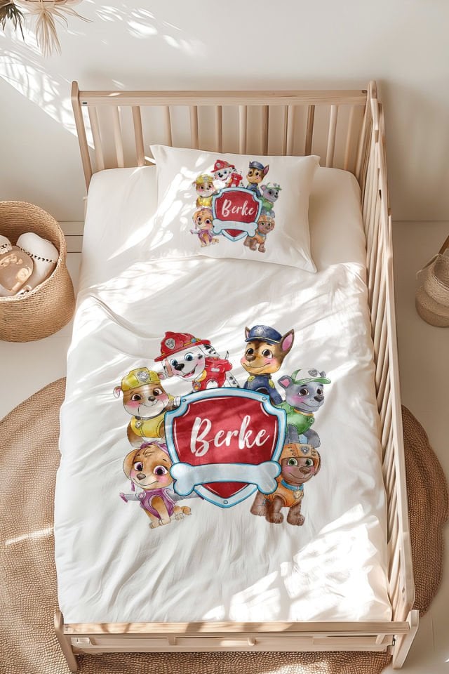 İsme Özel Montessori Yatak Nevresim Takımı (100x200 cm) Köpek Kahramanlar