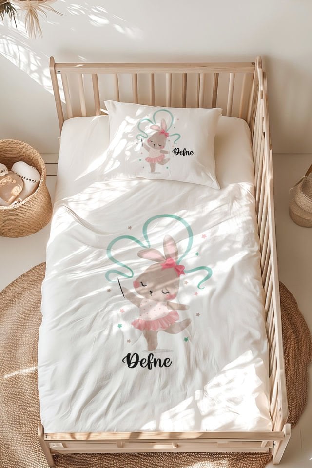 İsme Özel Montessori Yatak Nevresim Takımı (100x200 cm) Balerin Tavşan