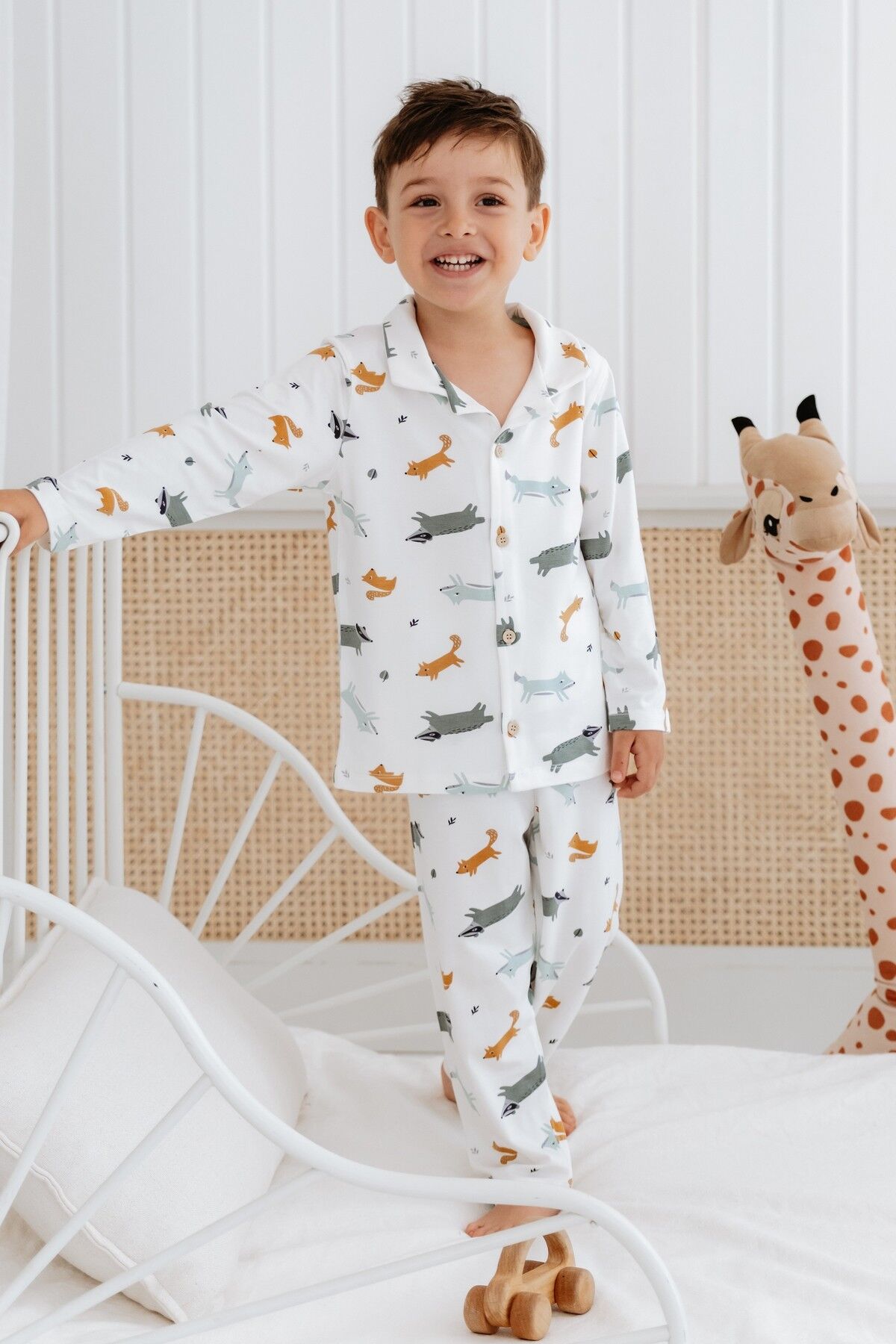 Bambu Kumaş Önden Düğmeli Erkek Çocuk Pijama Takımı 4 YAŞ - Tilki