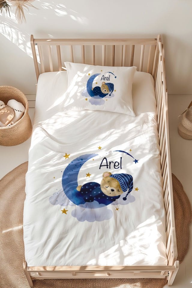 İsme Özel Montessori Yatak Nevresim Takımı (100x200 cm) Uykucu Ayıcık