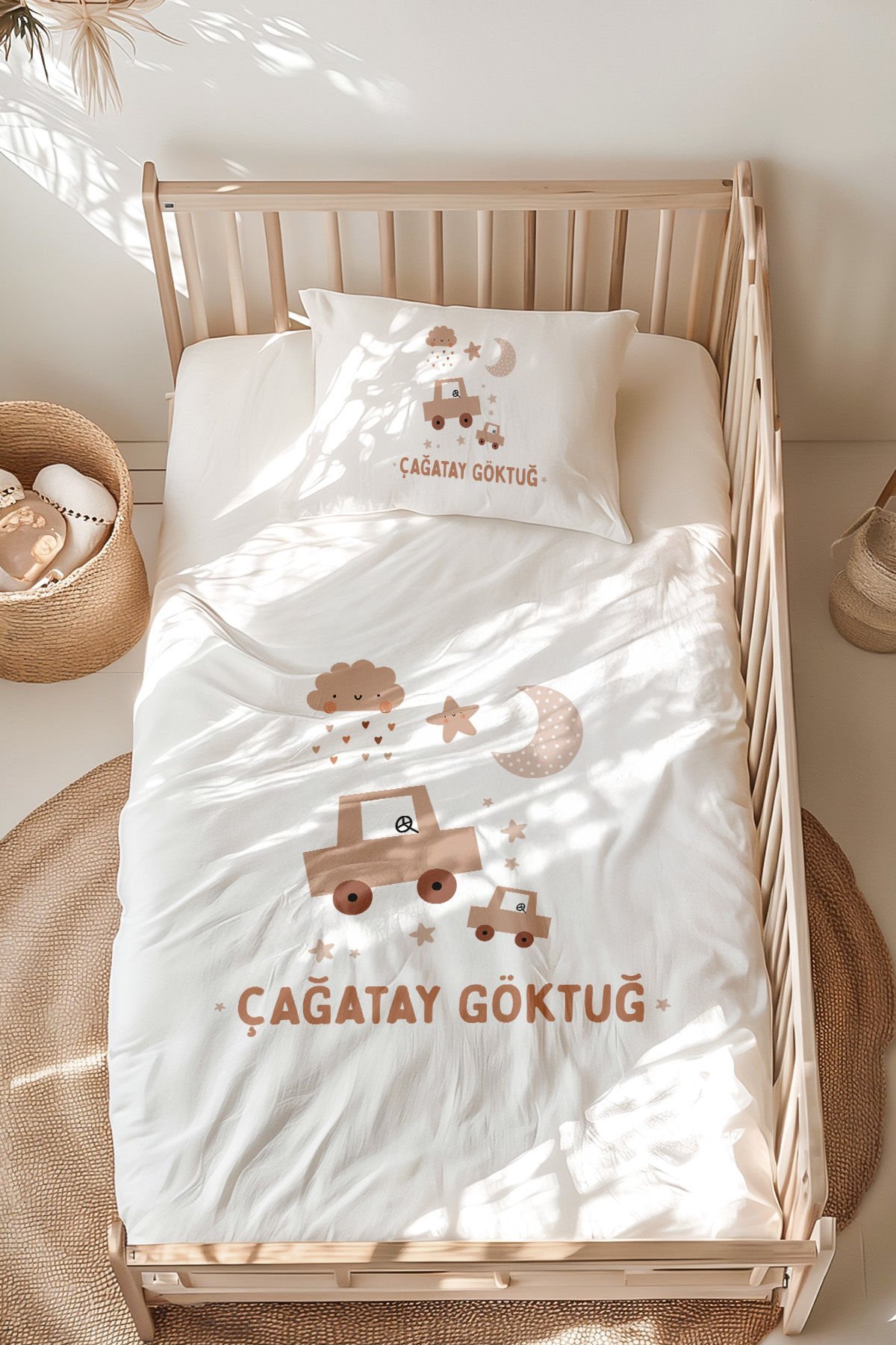 İsme Özel Montessori Yatak Nevresim Takımı (100x200 cm) Arabalar