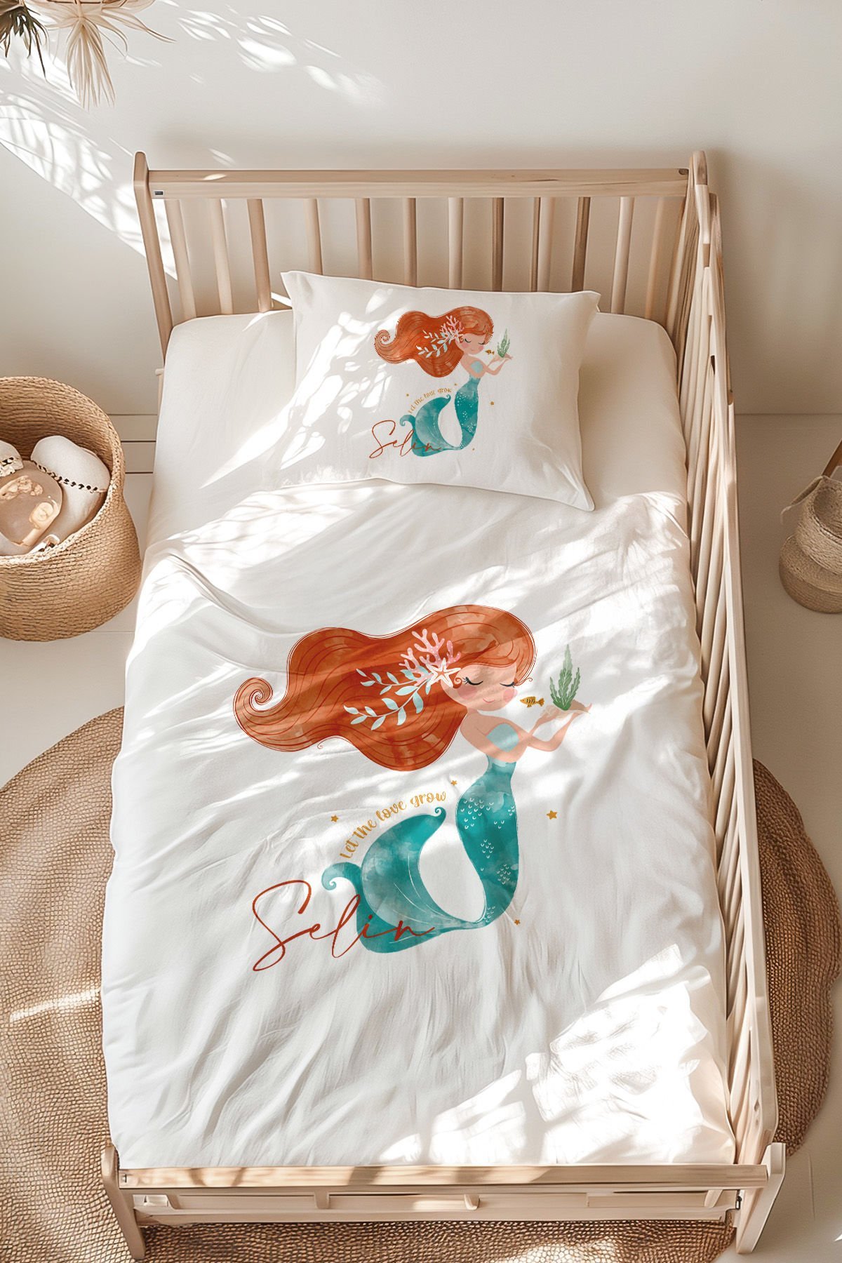 İsme Özel Montessori Yatak Nevresim Takımı (100x200 cm) Denizkızı