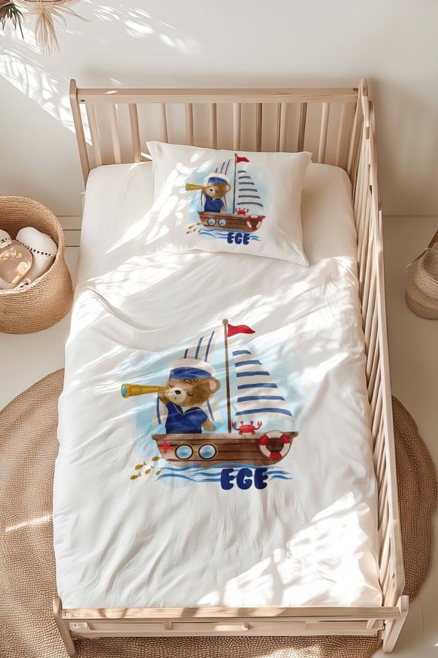 %100 Pamuk İsme Özel Montessori Yatak Nevresim Takımı (100x200 cm) Kaptan Ayıcık