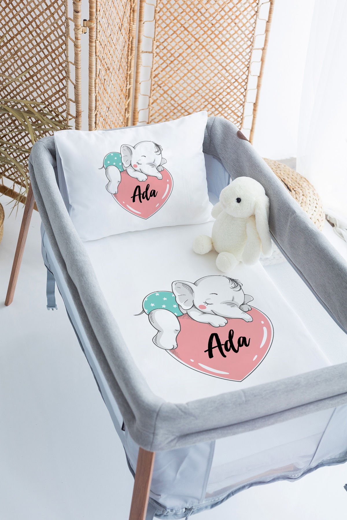 İsme Özel 70x120 Park Yatak Nevresim Takımı Fil