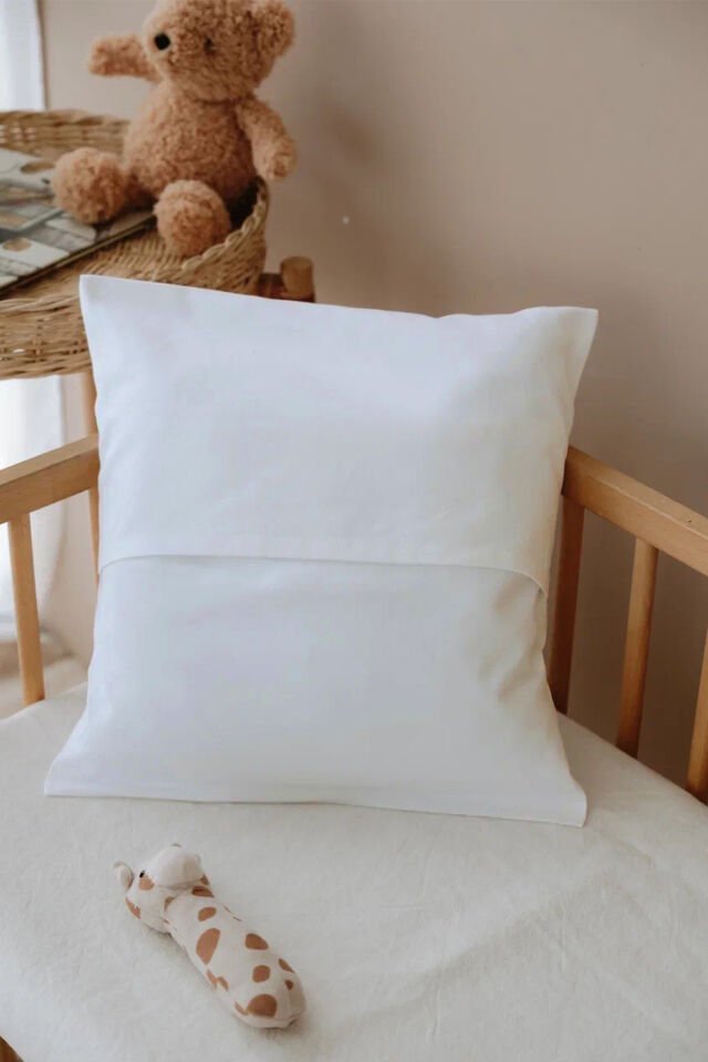 İsme Özel %100 Pamuk Çocuk Odası Kırlent Kılıfı-Pembe Kanat
