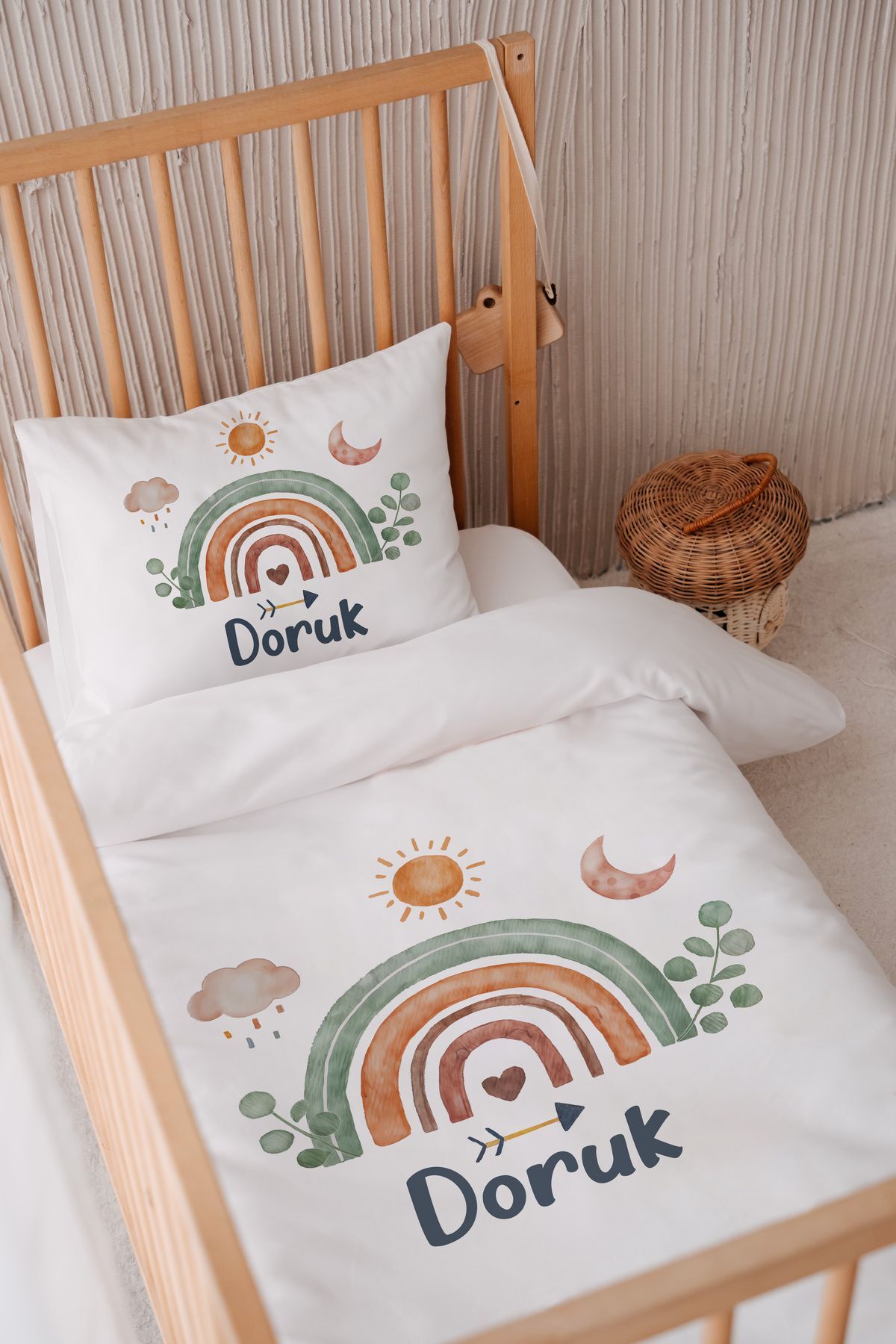 İsme Özel 100x150 Bebek Yatak Nevresim Seti Yeşil Gökkuşağı