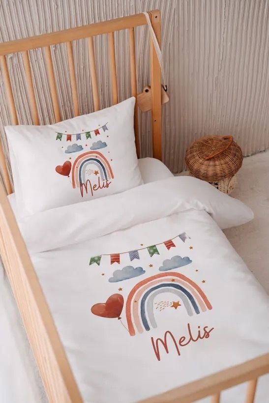 %100 Pamuk Saten İsme Özel 100x150 Bebek Yatak Nevresim Seti Gökkuşağı