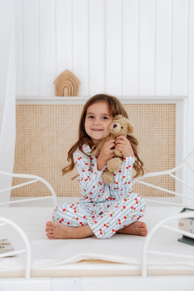 Bambu Kumaş Önden Düğmeli Kız Çocuk Pijama Takımı 4 YAŞ - Kiraz