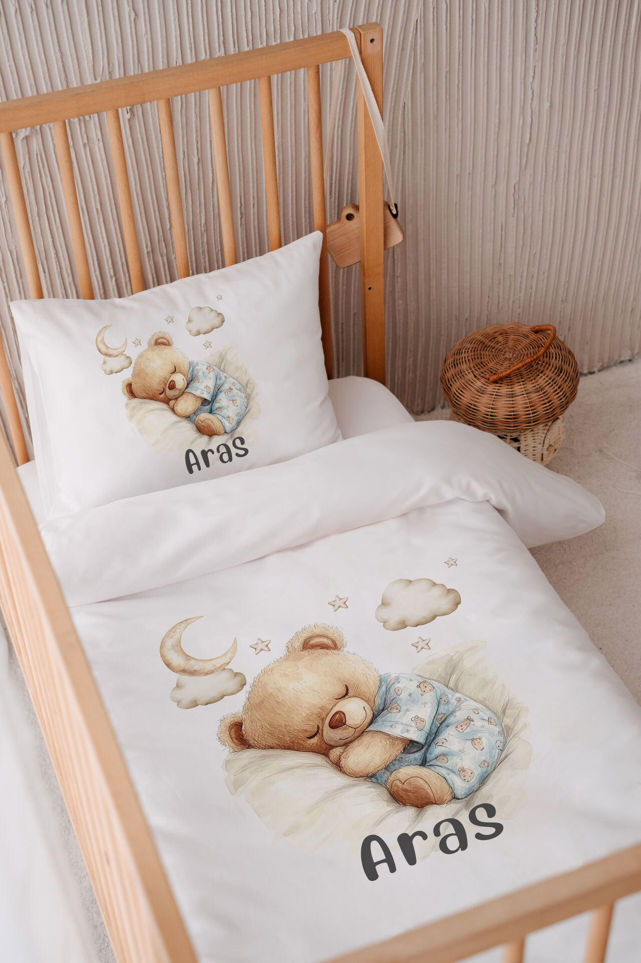İsme Özel 100x150 Bebek Yatak Nevresim Seti Uykucu Aycık