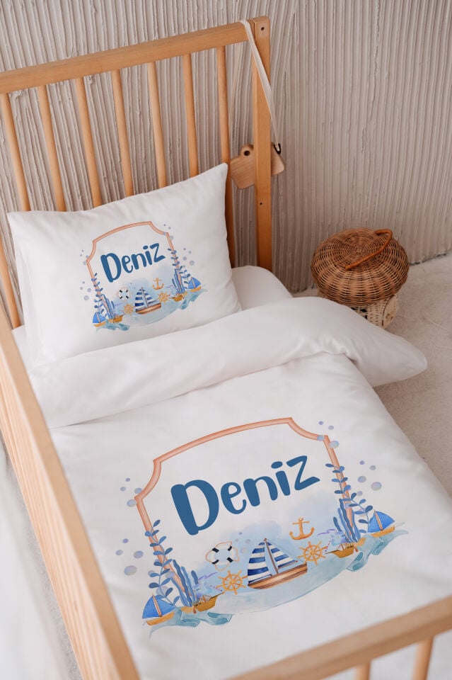 İsme Özel 100x150 Bebek Yatak Nevresim Seti Denizci