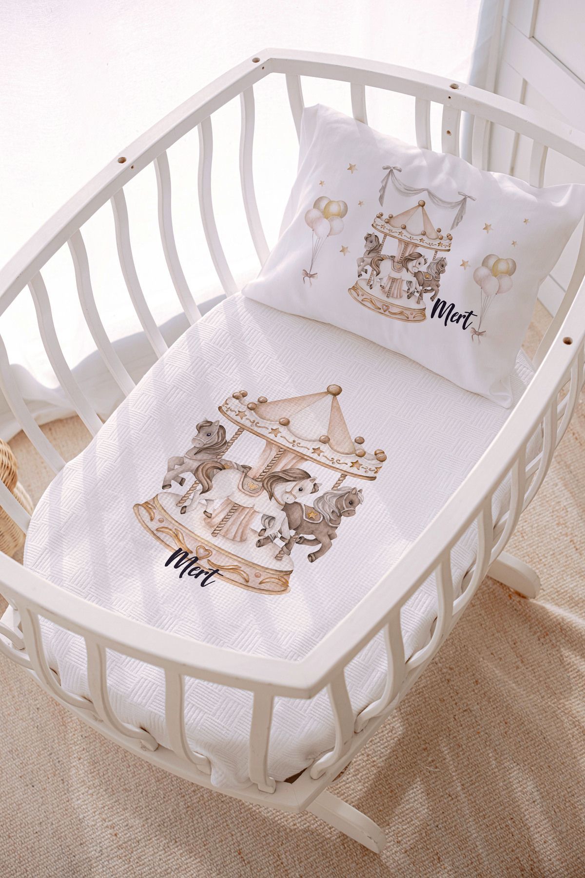 İsme Özel Park Yatak ve Anne Yanı Pike Seti (70x120 cm) Atlıkarınca